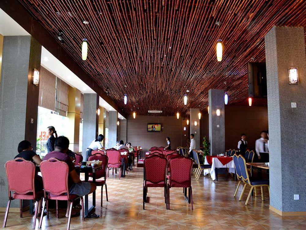 Excel Palace Hotel Yangon Ngoại thất bức ảnh